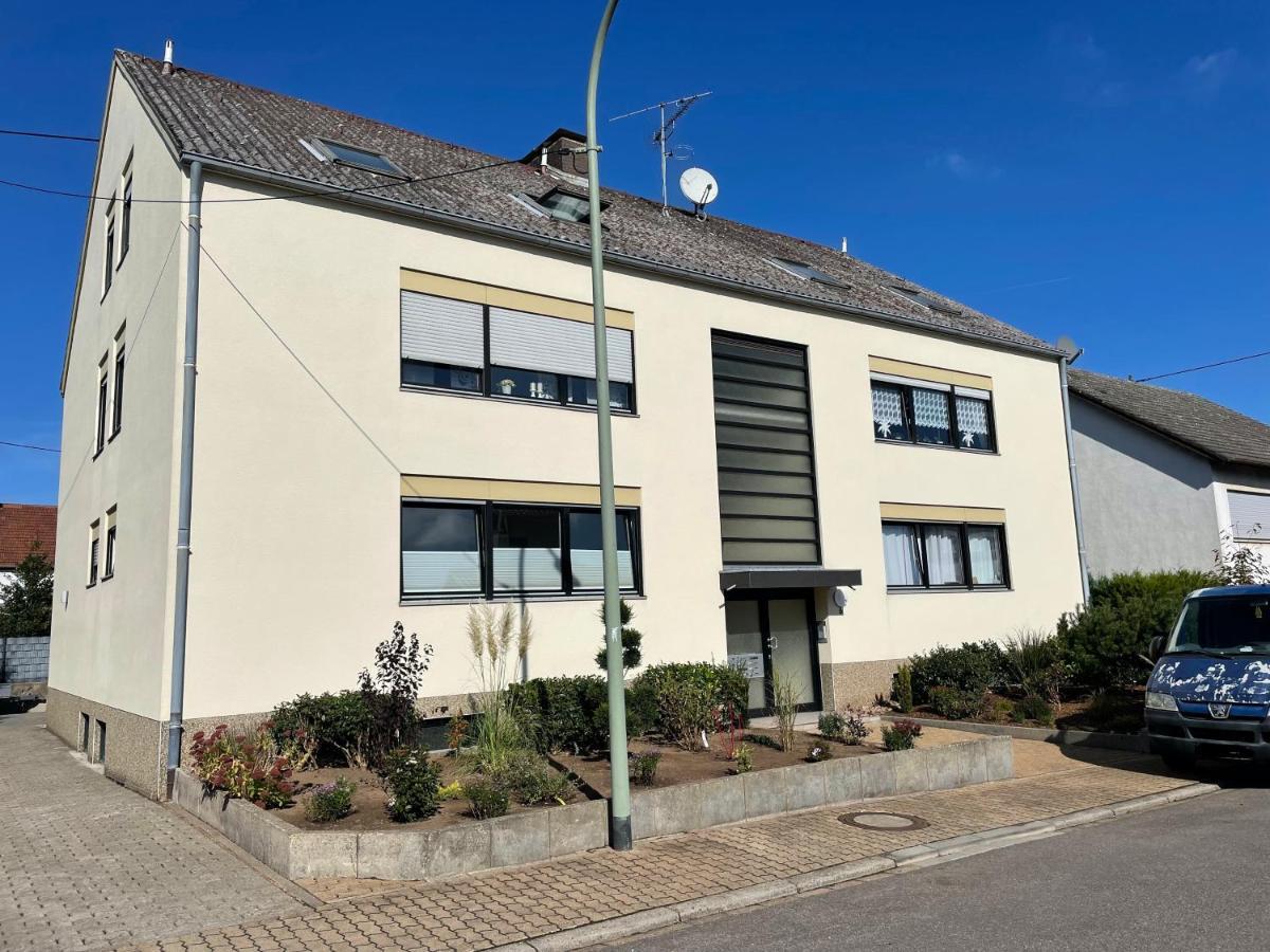 Saarland Appartements Wadgassen Екстер'єр фото
